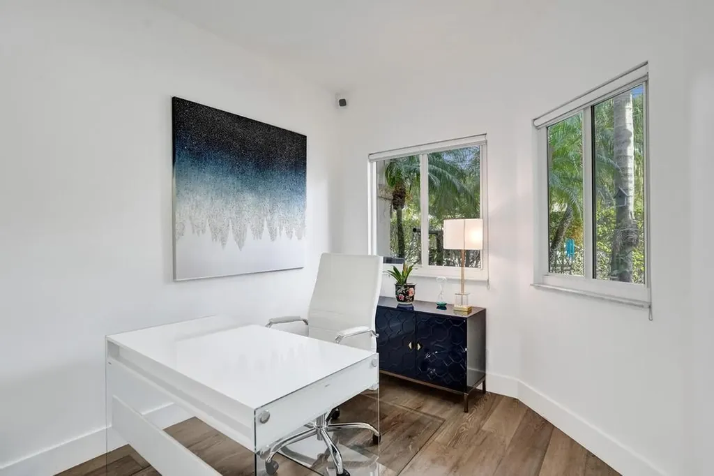 6800 Via Regina Boca Raton FL 33433