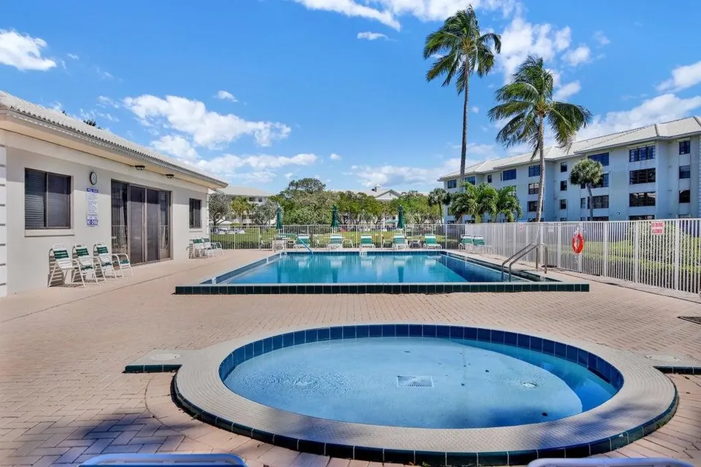 6181 Balboa Circle Boca Raton FL 33433