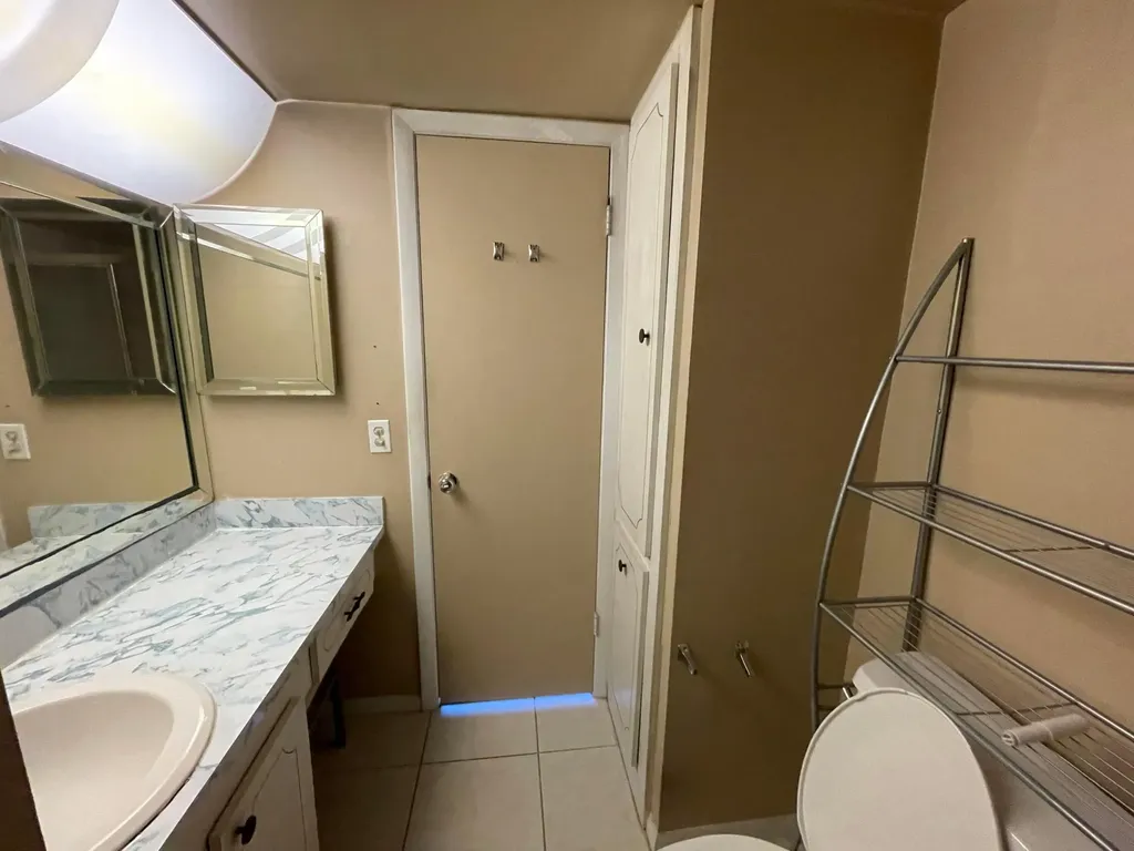 2781 N Pine Island Road Sunrise FL 33322