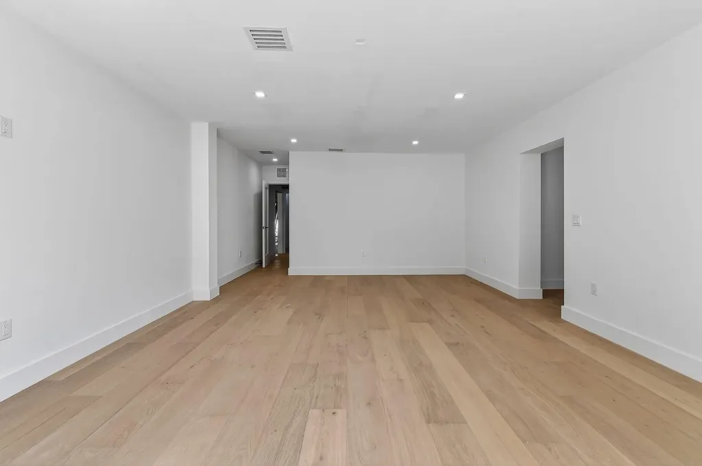 326 Palmetto Street West Palm Beach FL 33405