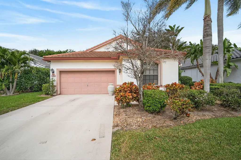 10056 Lexington Circle N Boynton Beach FL 33436