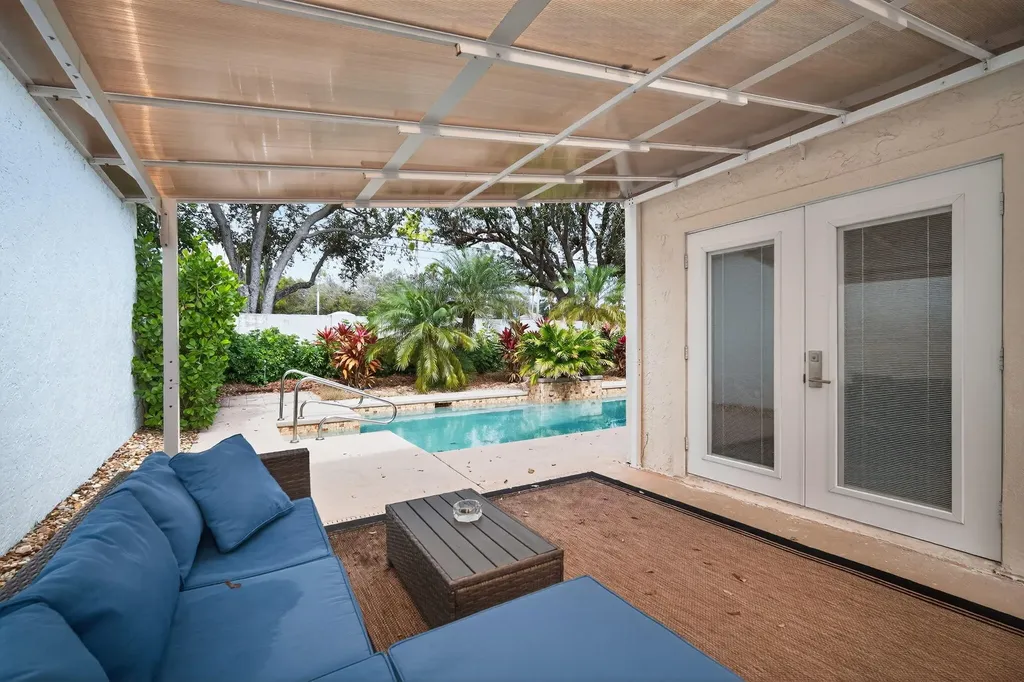 10056 Lexington Circle N Boynton Beach FL 33436