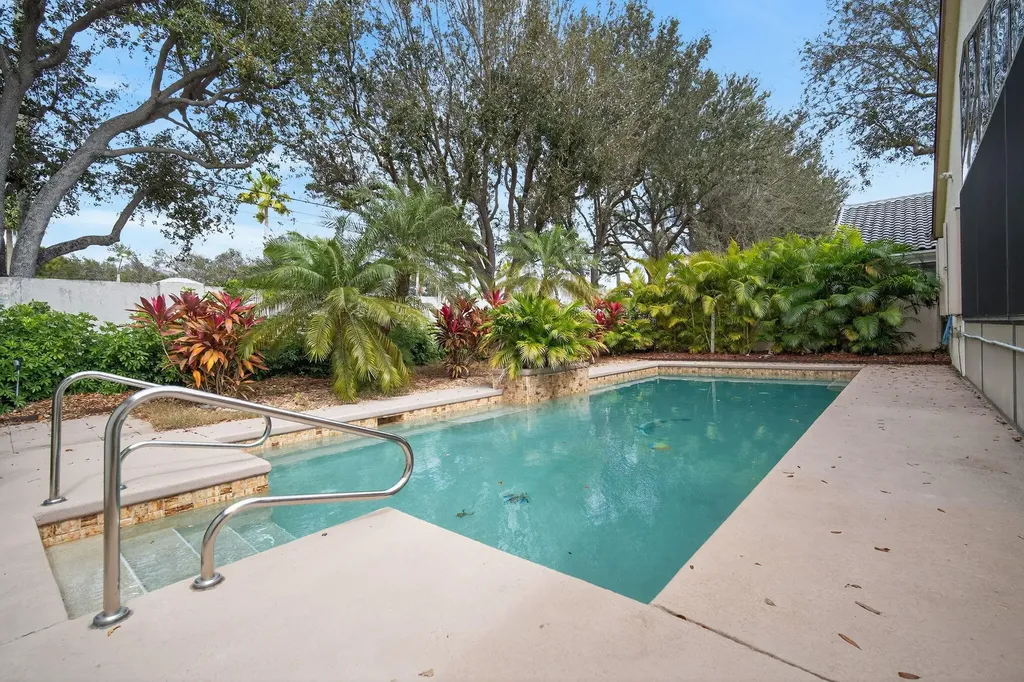 10056 Lexington Circle N Boynton Beach FL 33436