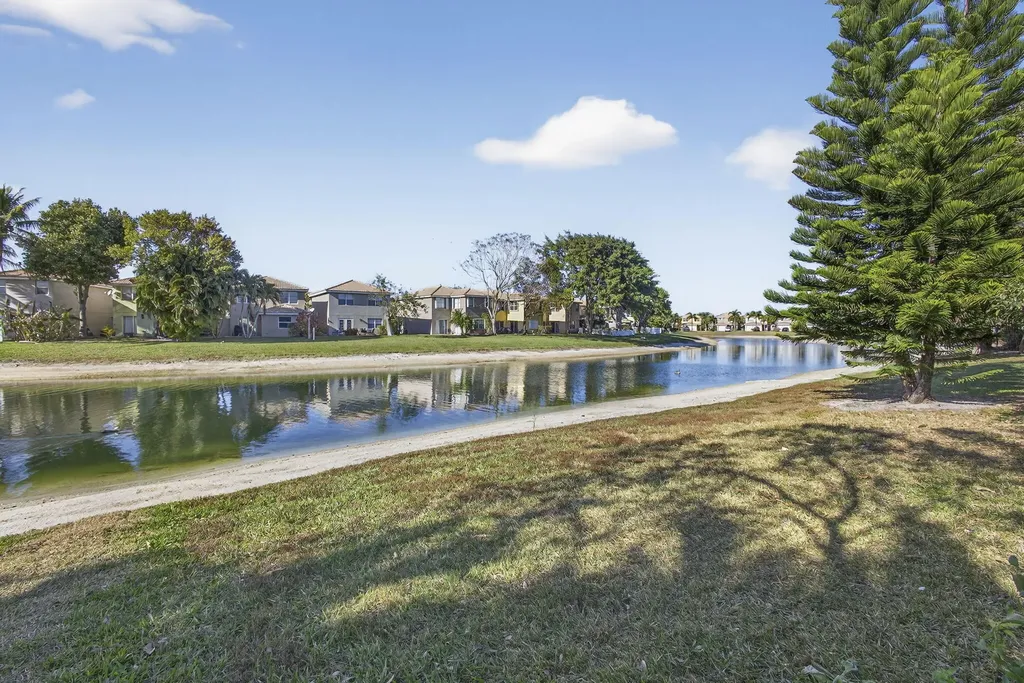 6637 Traveler Road West Palm Beach FL 33411