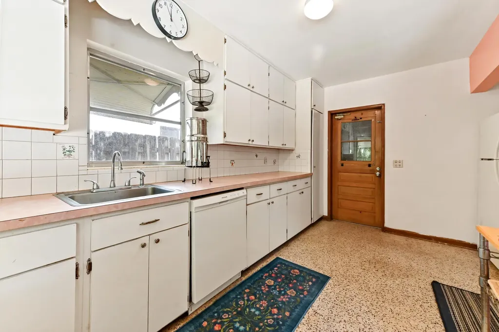 411 N Lakeside Drive Lake Worth Beach FL 33460