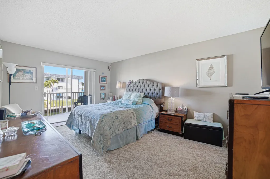 101 Doolen Court North Palm Beach FL 33408