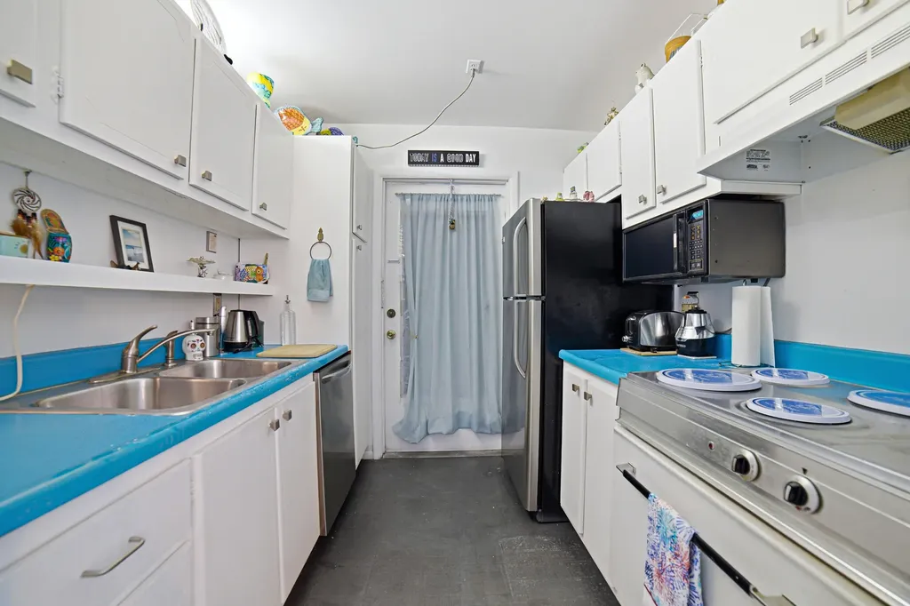 101 Doolen Court North Palm Beach FL 33408