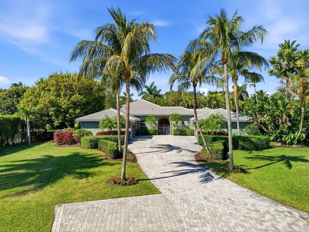8634 Sawpine Road Delray Beach FL 33446