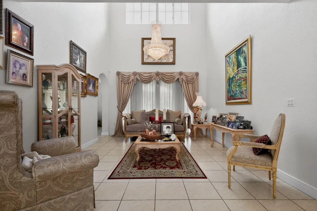16613 NW 77th Path Miami Lakes FL 33016