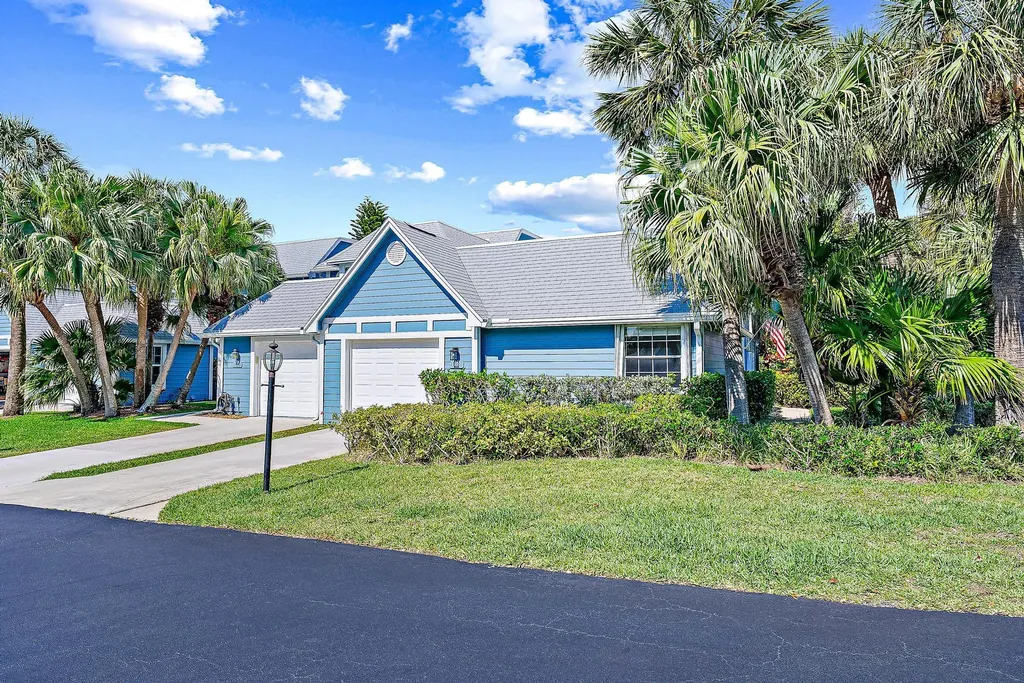 1528 Ocean Dunes Circle Jupiter FL 33477