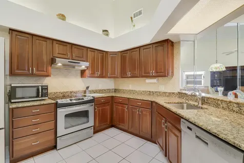 4272 SE Brittney Circle Port St Lucie FL 34952
