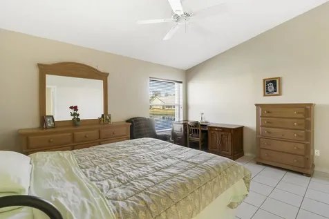 4272 SE Brittney Circle Port St Lucie FL 34952