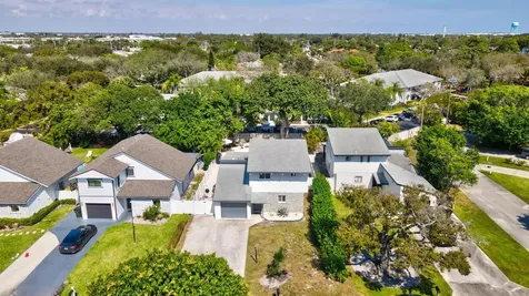2522 Bessie Street Delray Beach FL 33444