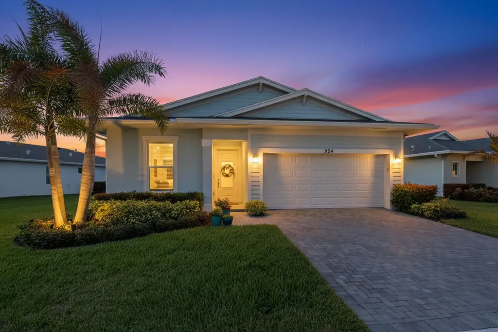 524 SE Mulberry Way Port St Lucie FL 34984