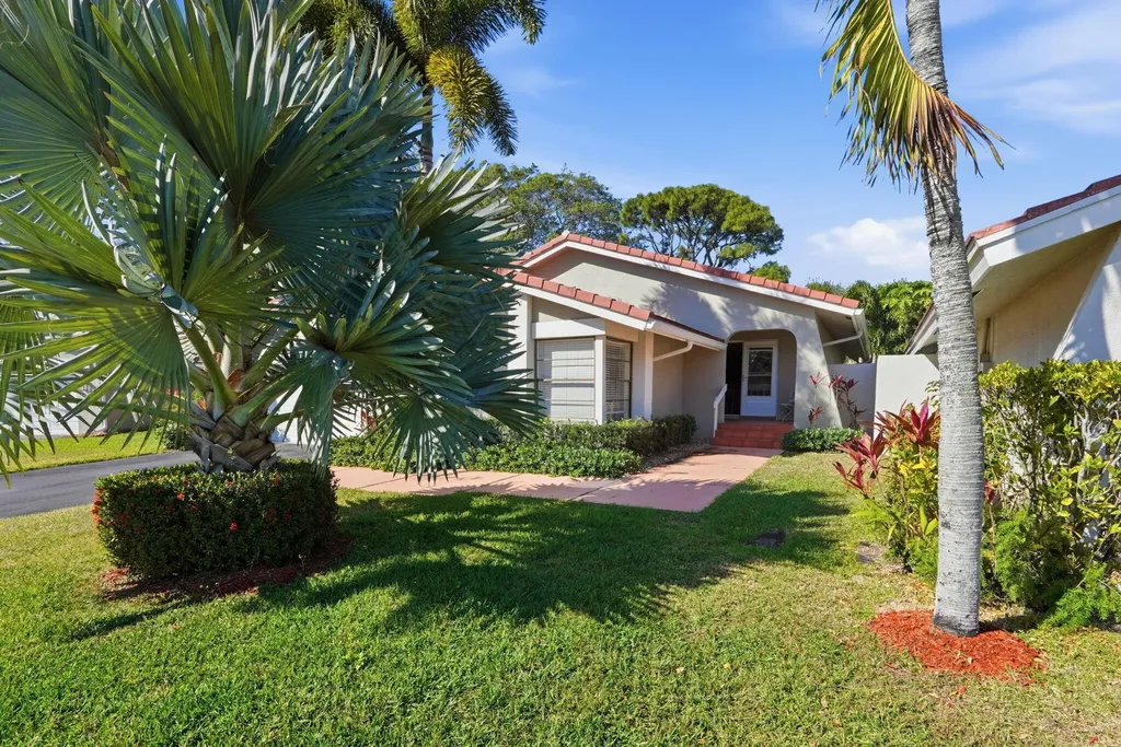 2842 Kelly Brooke Lane Deerfield Beach FL 33442