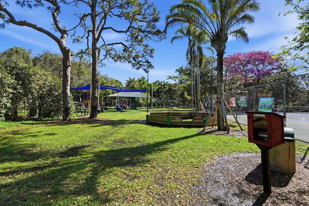 2842 Kelly Brooke Lane Deerfield Beach FL 33442