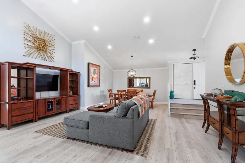 2842 Kelly Brooke Lane Deerfield Beach FL 33442