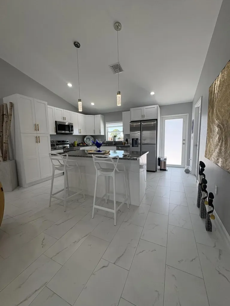 9019 S Castle Circle Labelle FL 33935