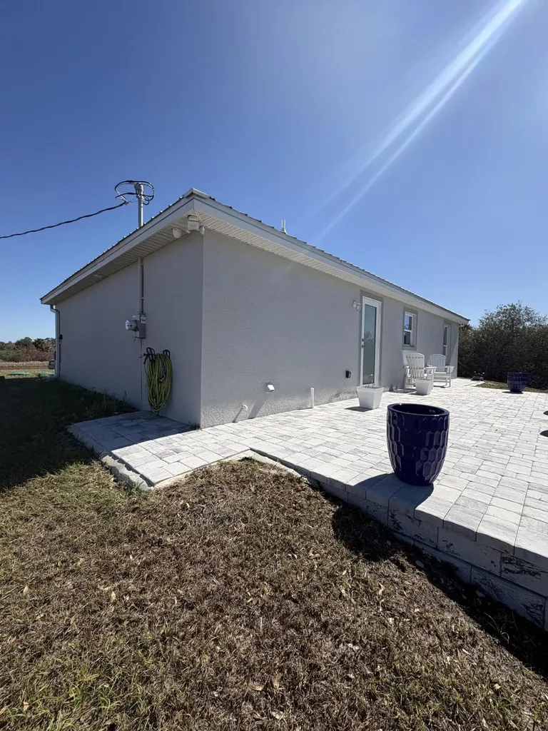 9019 S Castle Circle Labelle FL 33935