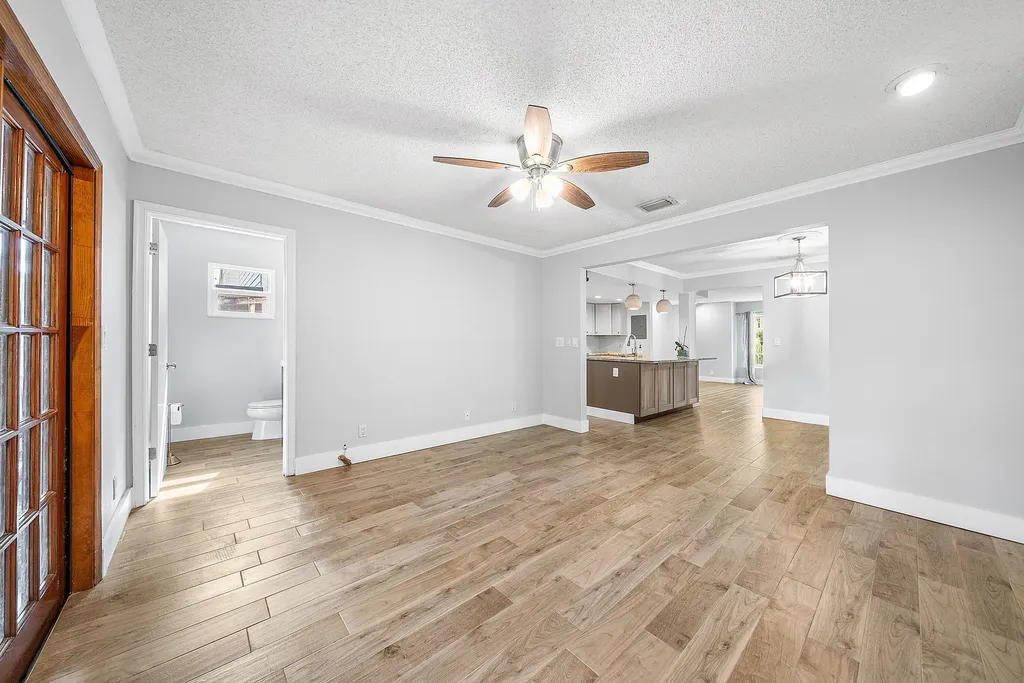 5893 Cassandra Court West Palm Beach FL 33415