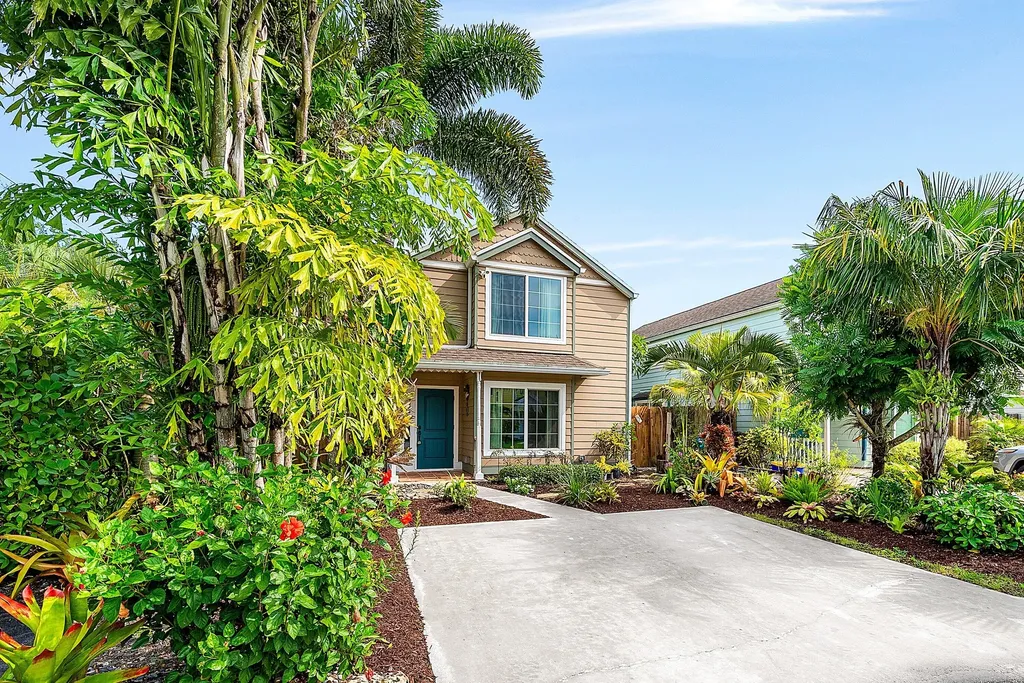 5893 Cassandra Court West Palm Beach FL 33415