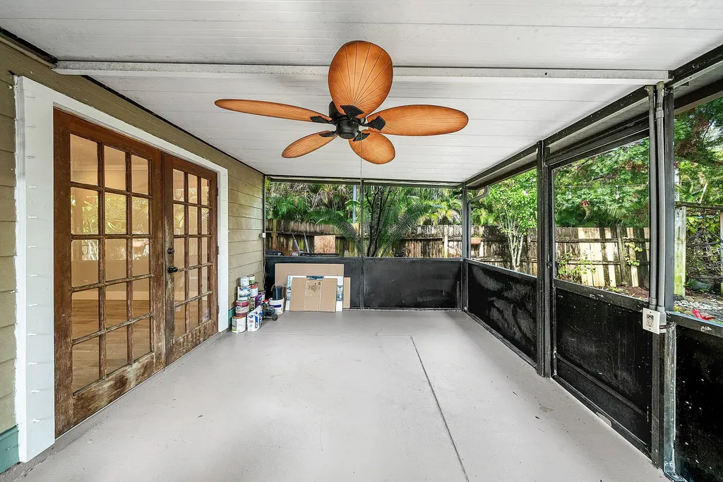 5893 Cassandra Court West Palm Beach FL 33415
