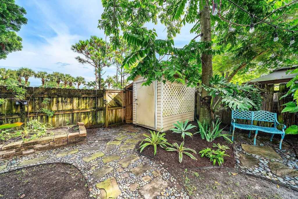 5893 Cassandra Court West Palm Beach FL 33415