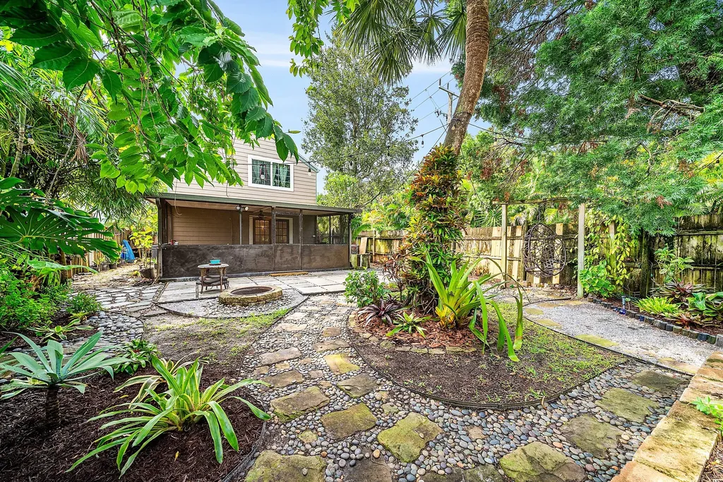 5893 Cassandra Court West Palm Beach FL 33415