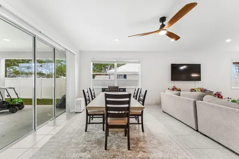 2586 SE Victory Avenue Port St Lucie FL 34952