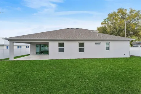 2586 SE Victory Avenue Port St Lucie FL 34952