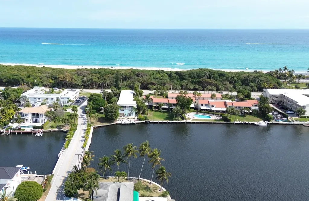 6590 N Ocean Boulevard Ocean Ridge FL 33435