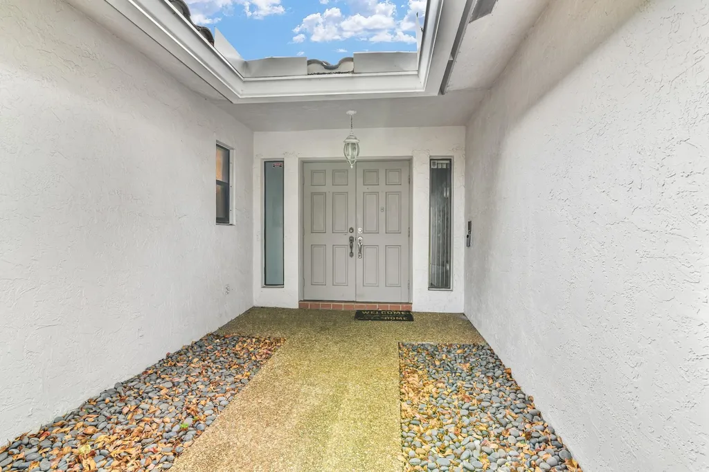 7014 NW 38th Manor Coral Springs FL 33065