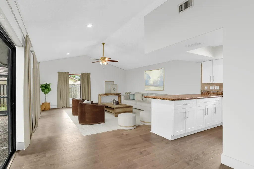 7014 NW 38th Manor Coral Springs FL 33065