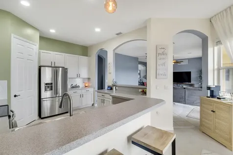 547 SW Lake Manatee Way Port St Lucie FL 34986