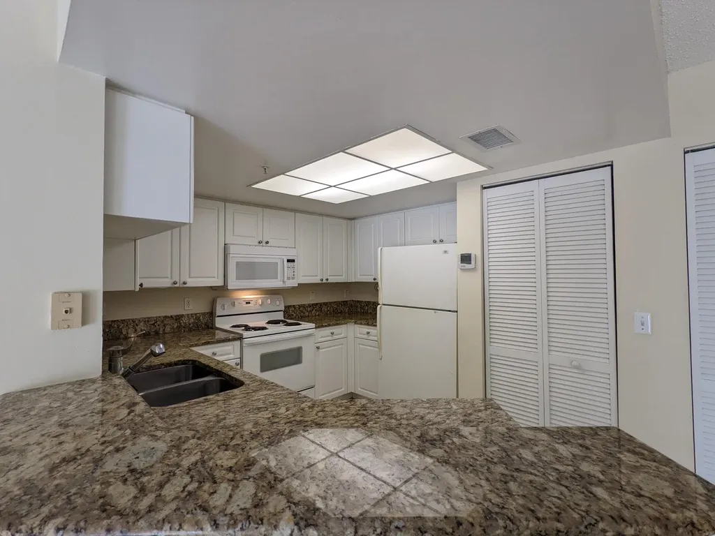 1000 Crestwood Court Royal Palm Beach FL 33411