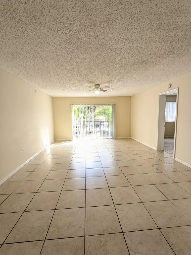 1000 Crestwood Court Royal Palm Beach FL 33411