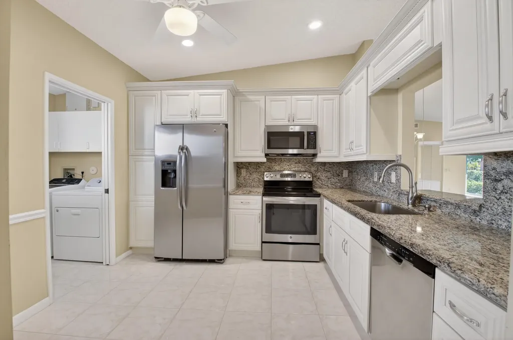 6224 Kings Gate Circle Delray Beach FL 33484