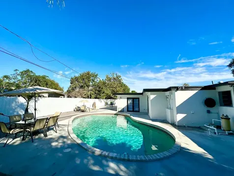3871 SW 31st Court West Park FL 33023