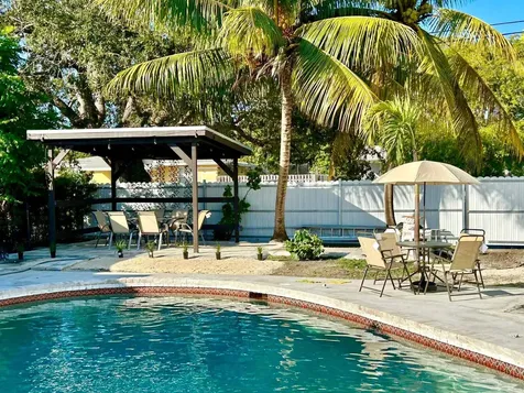 3871 SW 31st Court West Park FL 33023