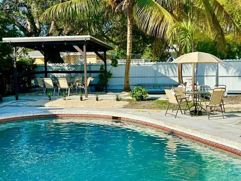 3871 SW 31st Court West Park FL 33023