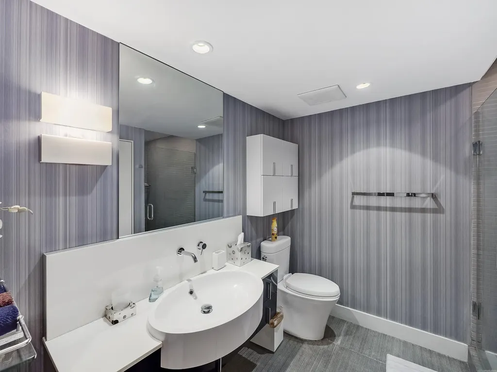 20281 E Country Club Drive E Aventura FL 33180