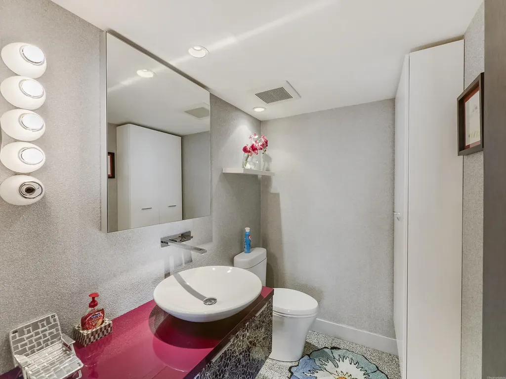 20281 E Country Club Drive E Aventura FL 33180