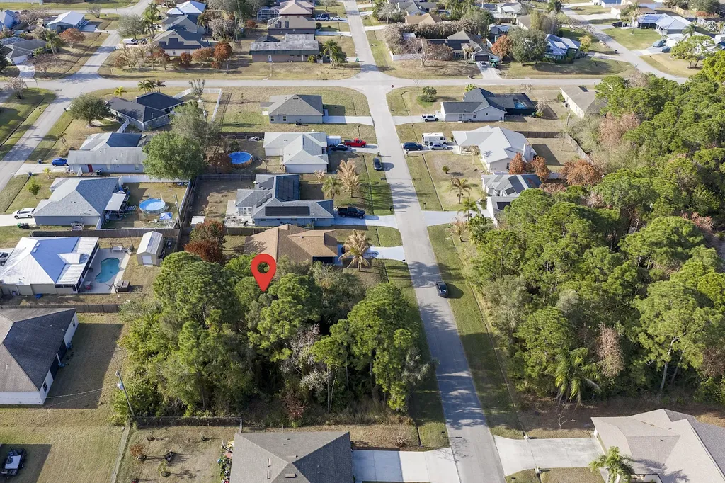 Xxx SW Tivan Lane Port St Lucie FL 34984