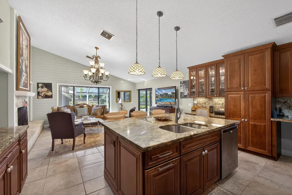 168 Thornton Drive Palm Beach Gardens FL 33418