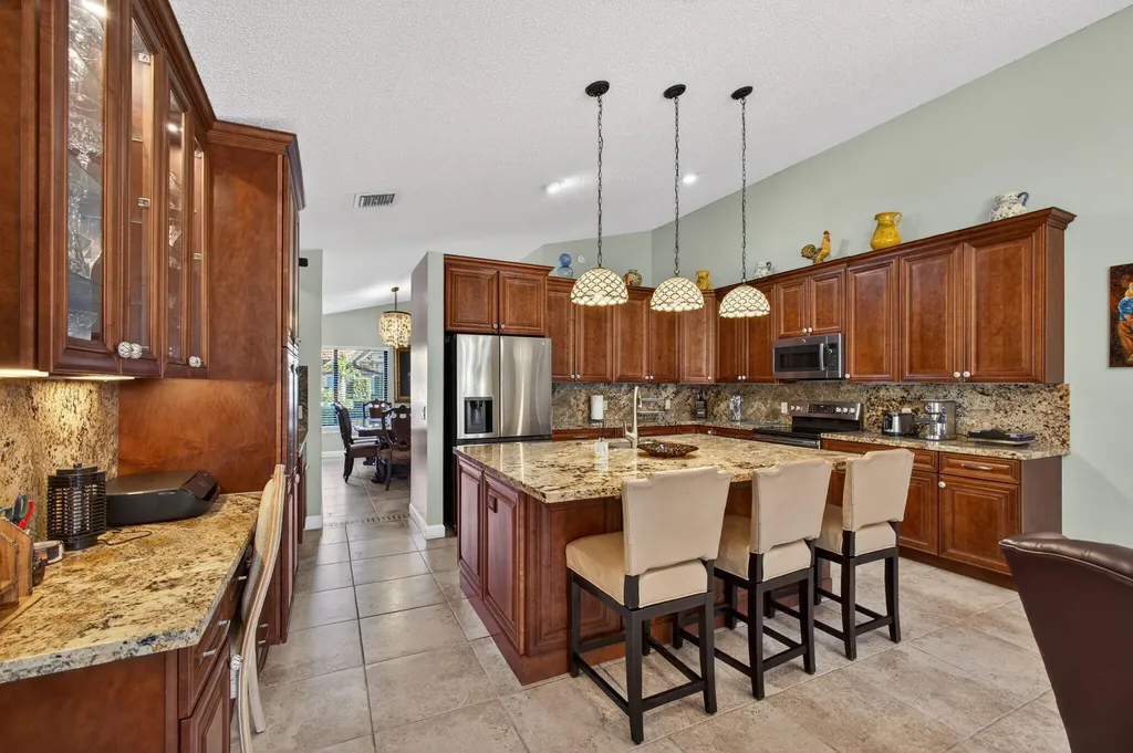 168 Thornton Drive Palm Beach Gardens FL 33418