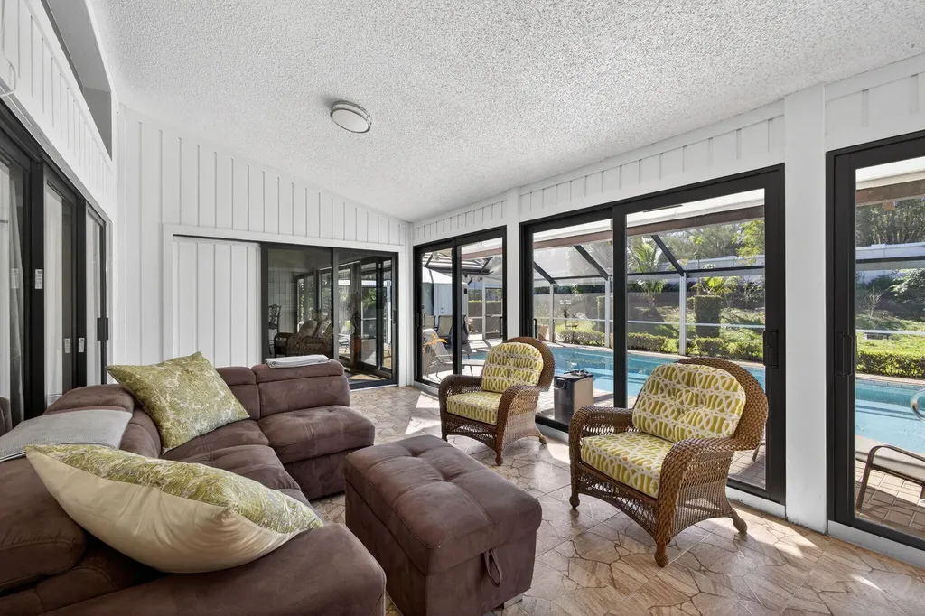 168 Thornton Drive Palm Beach Gardens FL 33418