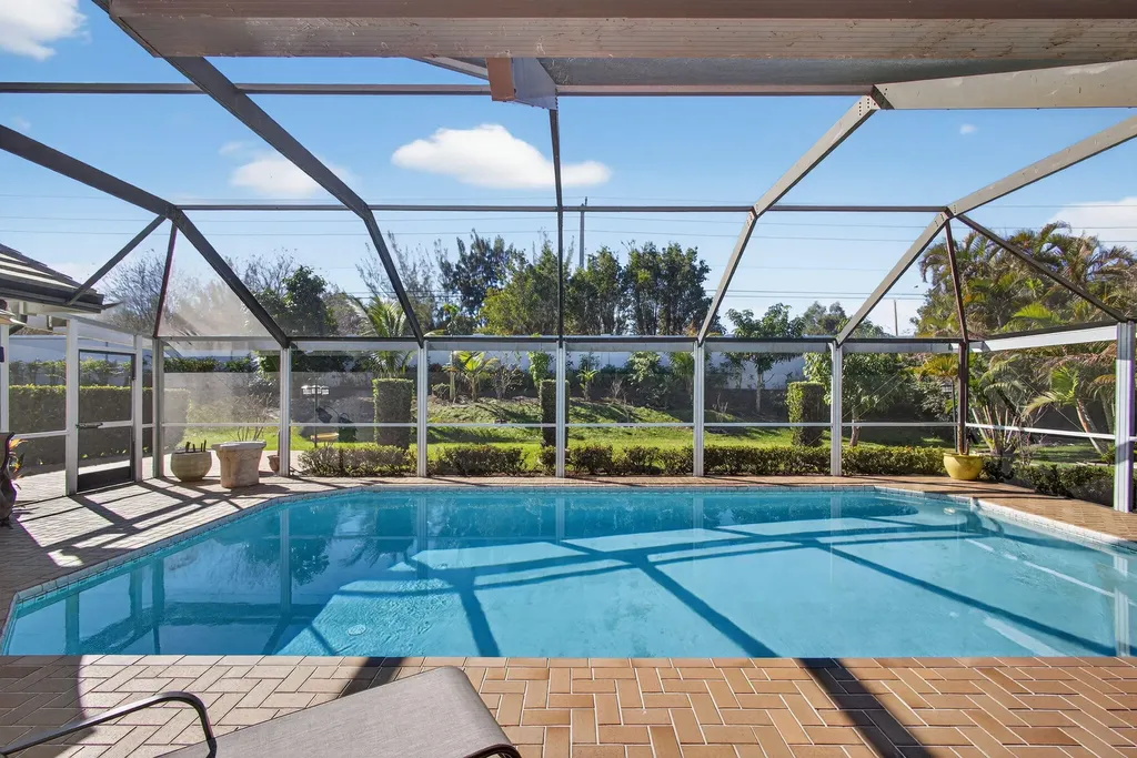 168 Thornton Drive Palm Beach Gardens FL 33418