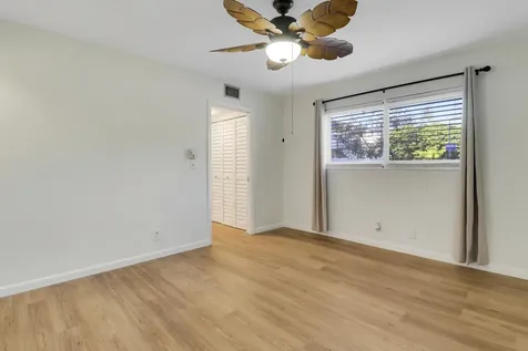 269 Norwich L West Palm Beach FL 33417