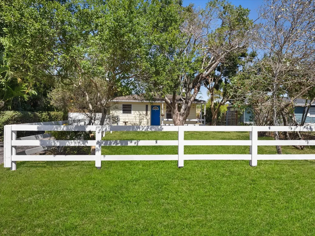 5087 Van Buren Road Delray Beach FL 33484