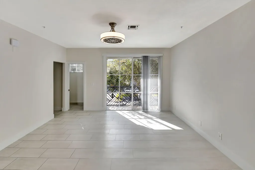 325 Atlantic Grove Way Delray Beach FL 33444